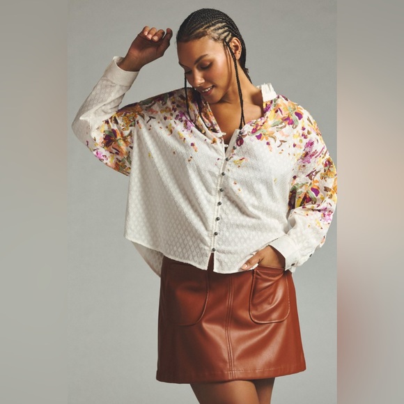 Anthropologie Tops - Anthropologie Pilcro The Tavi Textured Button down Blouse size medium